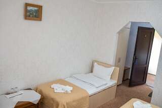 Мотели Motel Don Tomaso Васлуй Номер с кроватью размера «king-size»-5