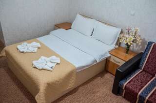 Мотели Motel Don Tomaso Васлуй Номер с кроватью размера «king-size»-7